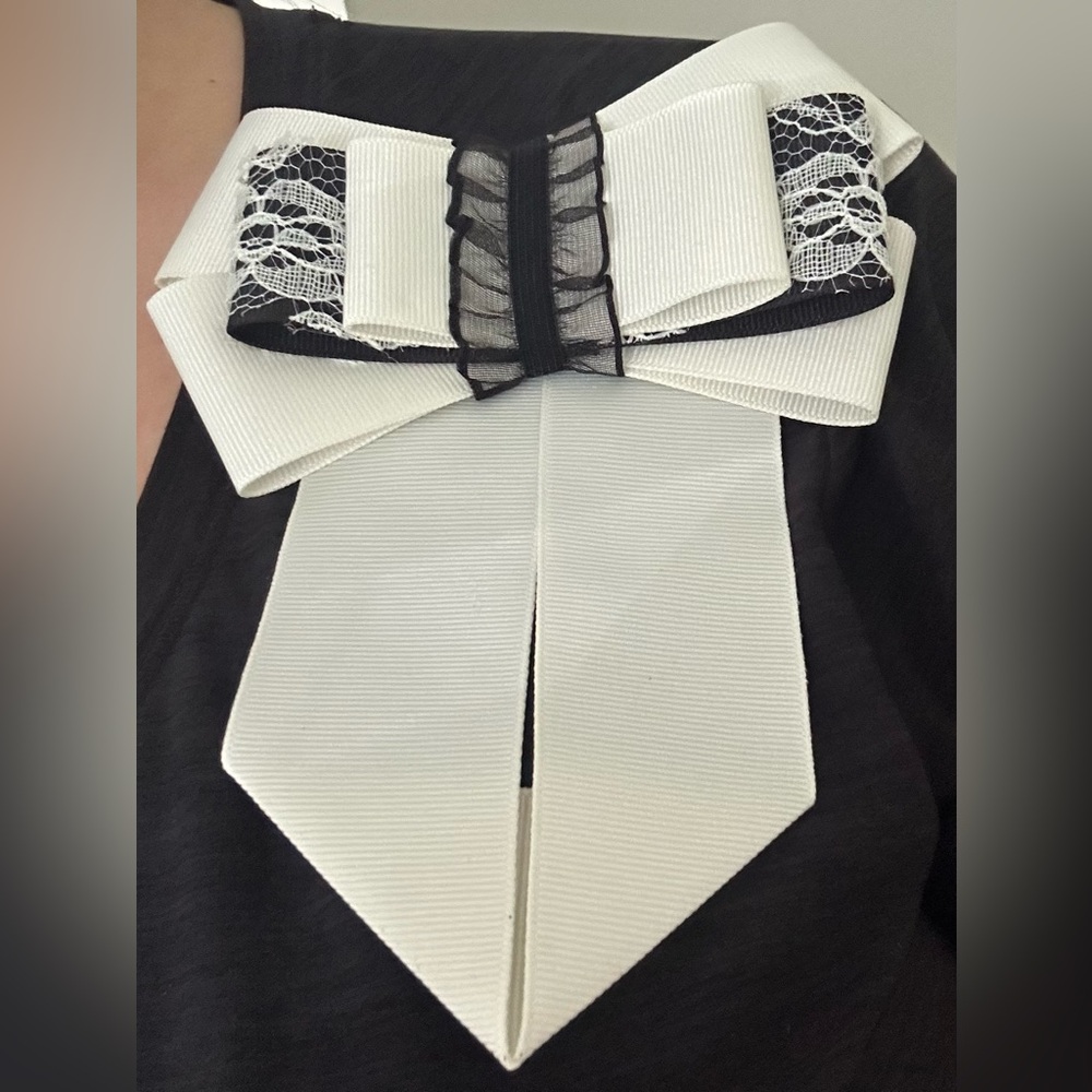 Bun accessory & interchangeable (16cmL x 13cm)